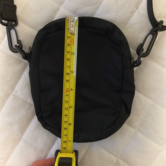 Cross body bag - Picture 3 of 3